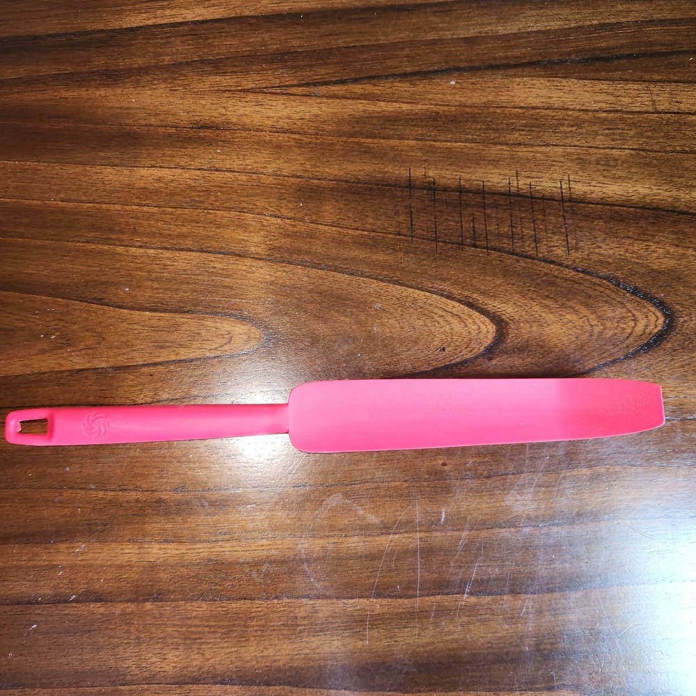 Red Vitamix silicone blender spatula. 13" Food Grade Silicone. Dishwasher Safe - Picture 4 of 6